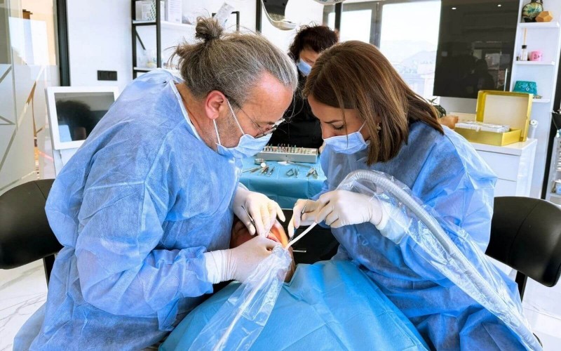 pepuza dental atakum diş kliniği