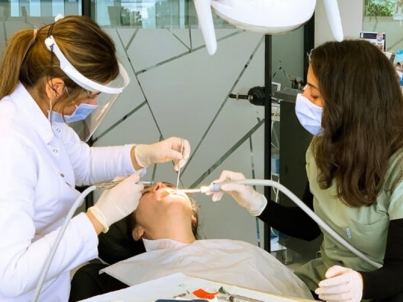 pepuza dental atakum dişçi